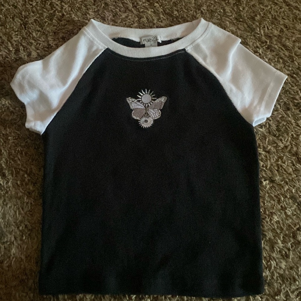Butterfly crop top never warn